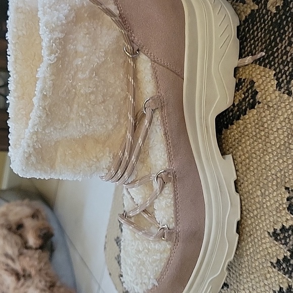 Never used,only to try on,very comfortable - Picture 3 of 9